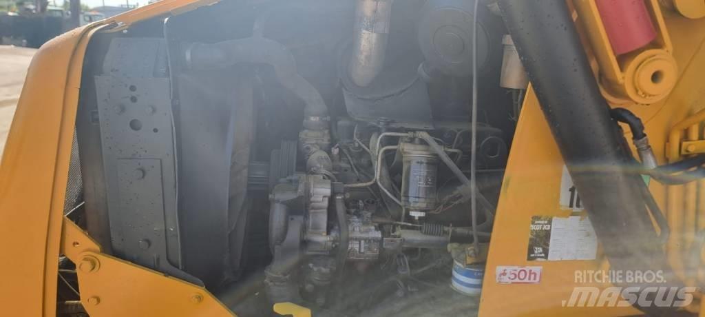 JCB 3 CX 反鏟裝載機
