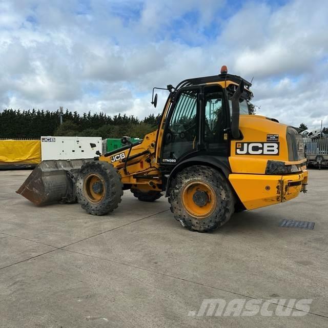 JCB TM320 伸縮臂操作車
