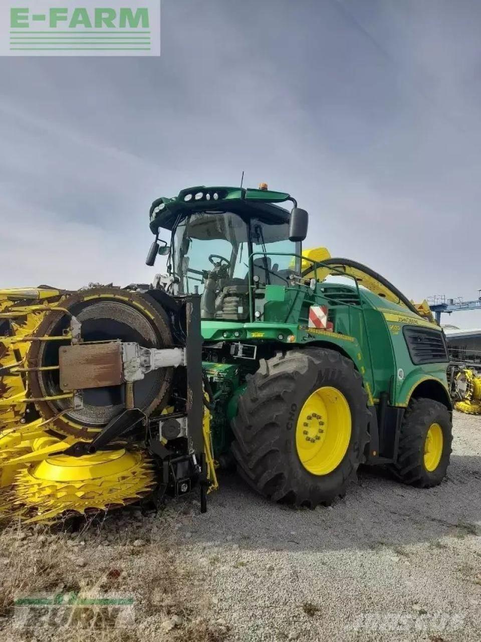 John Deere 9500 自走式飼料採集機