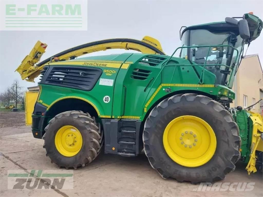 John Deere 9500 自走式飼料採集機