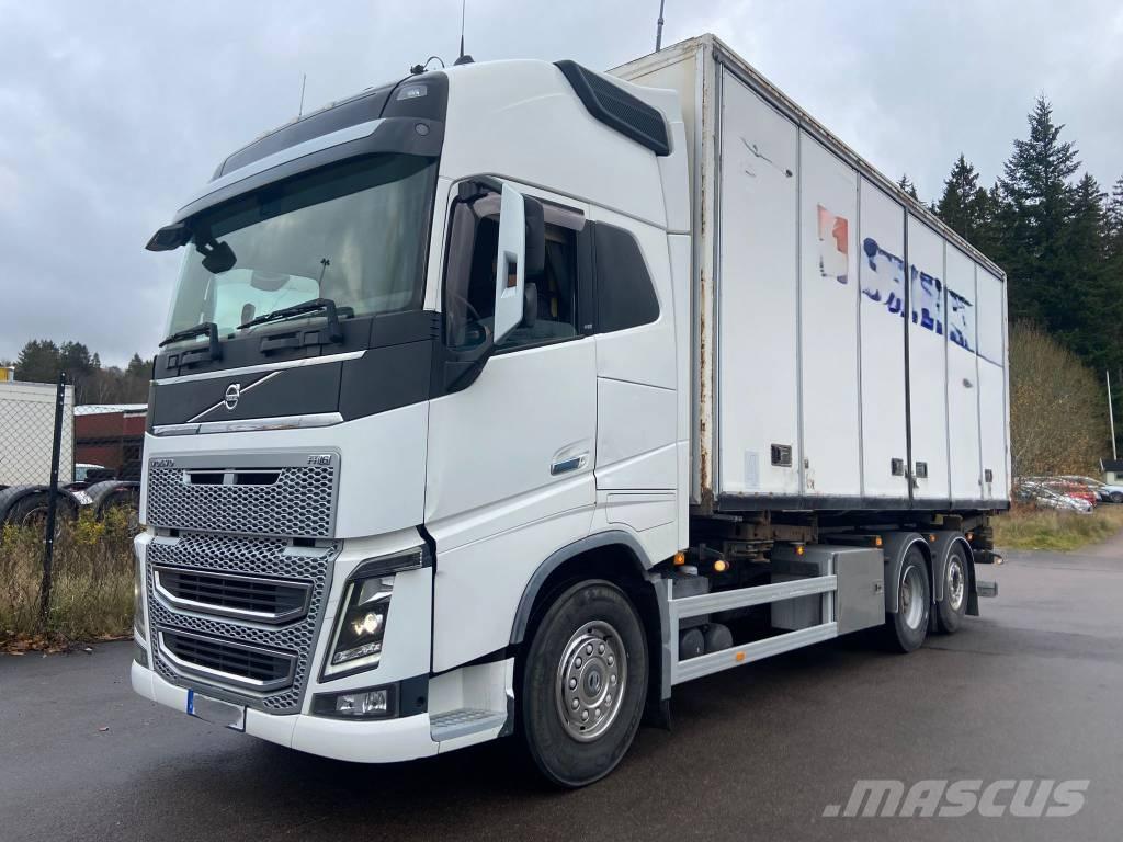 Volvo FH16 6X2 貨箱式卡車