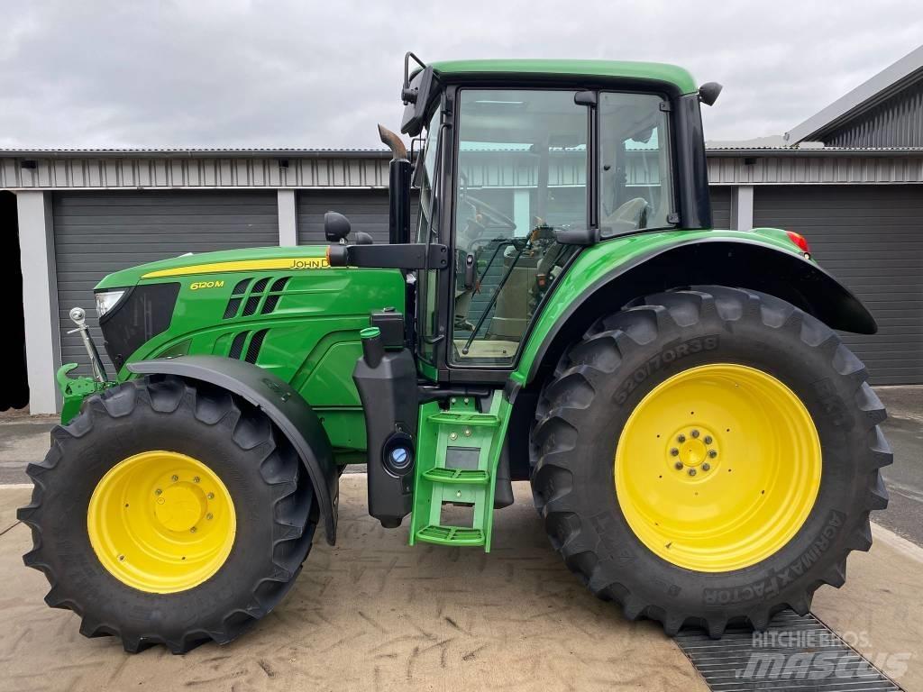 John Deere 6120 M 曳引機