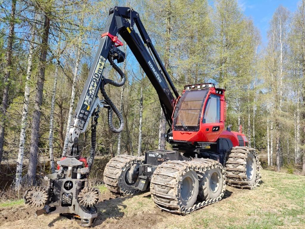 Komatsu 901 收穫機