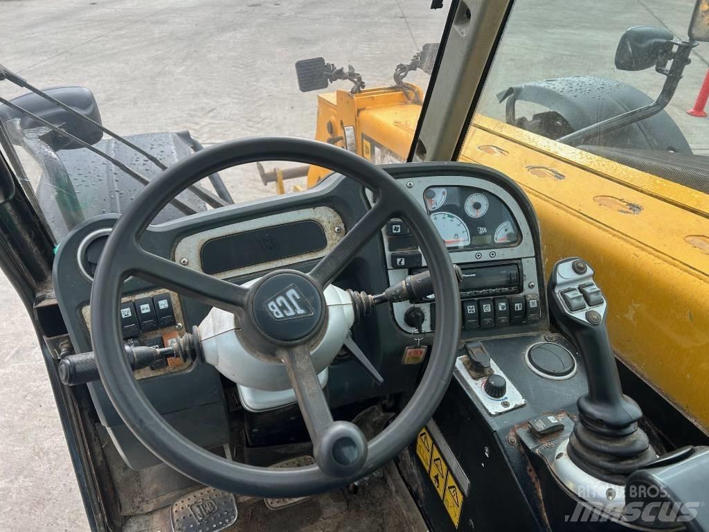 JCB 526-56 Agri 農業用伸縮臂裝載機
