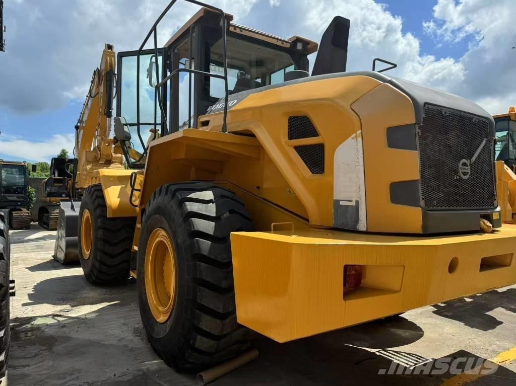 Volvo L 105 輪胎式裝載機