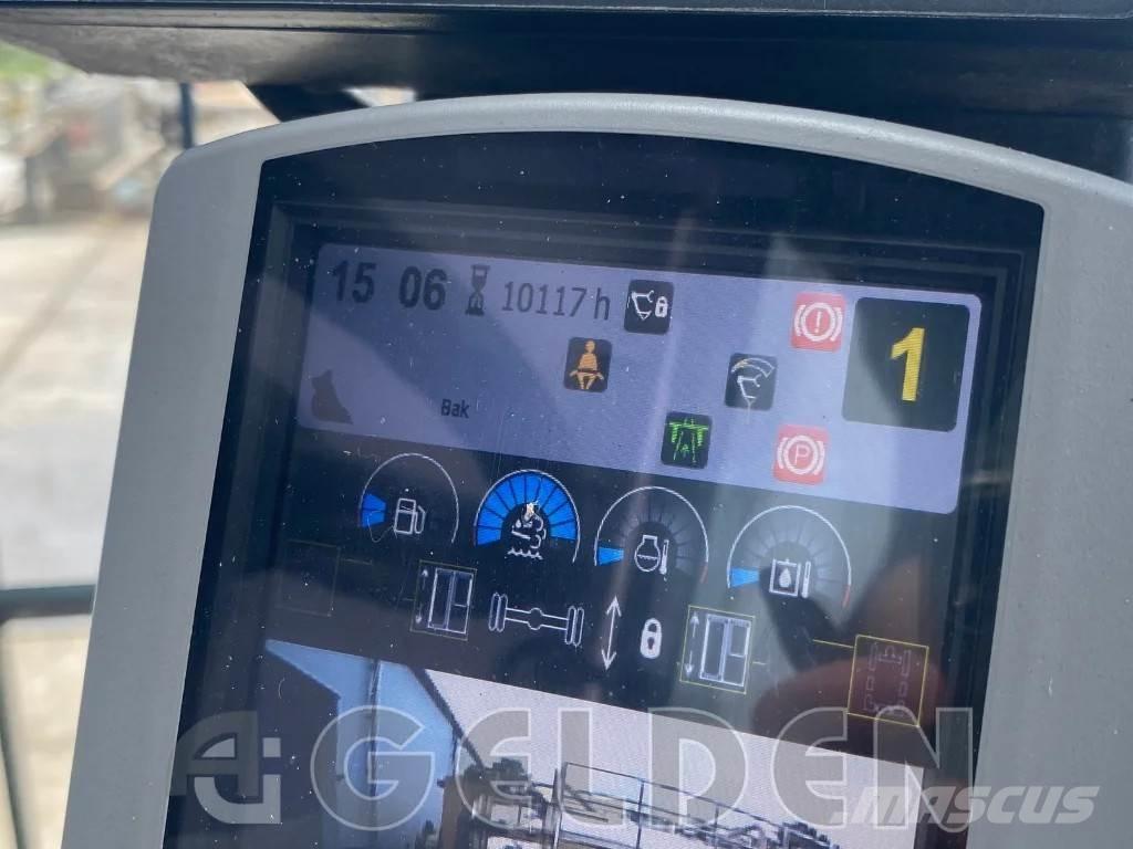 CAT MH3022 廢棄物/工業用操作車