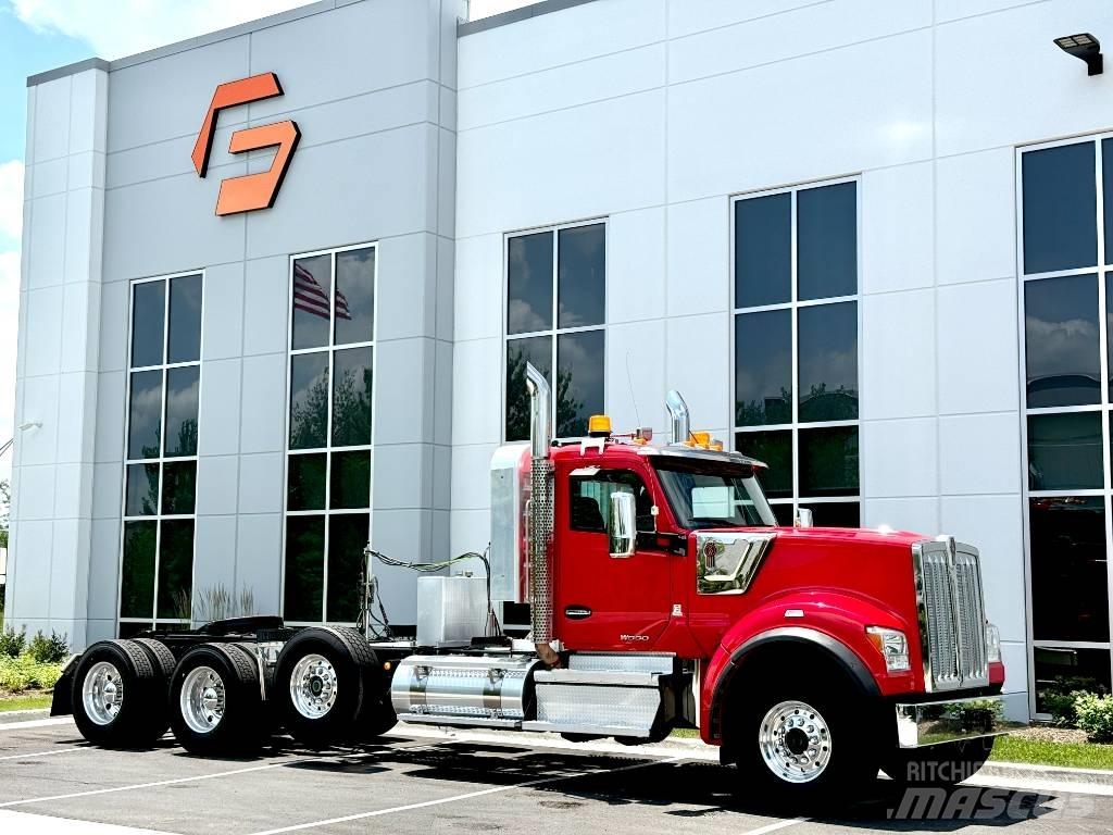 Kenworth W 990 曳引機組件