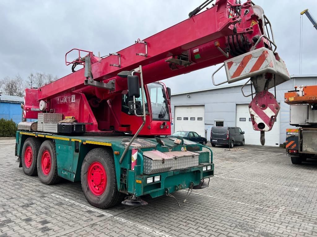 Demag AC 40-1 City 全路面起重機/吊車