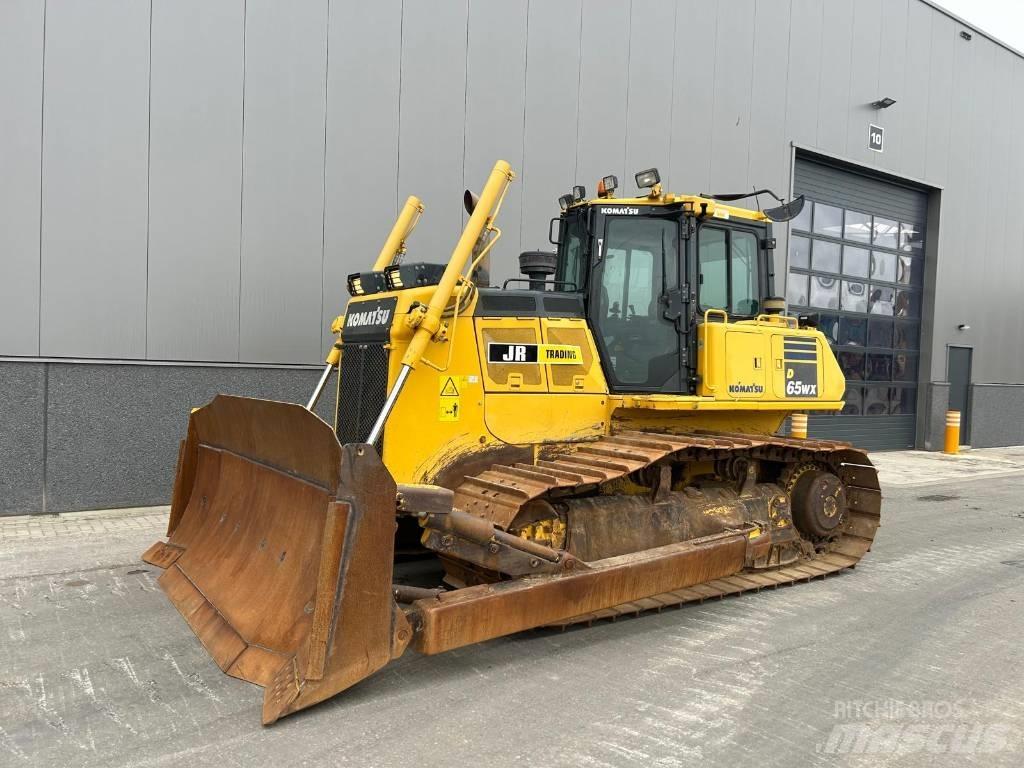 Komatsu D 65 WX-18 履帶推土機