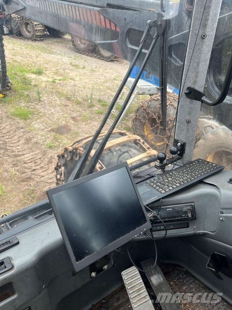 Komatsu 931.1 收穫機