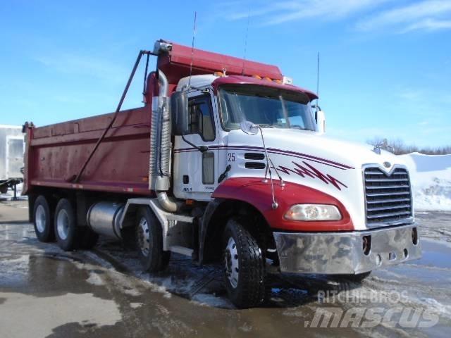 Mack CX 613 傾卸式卡車