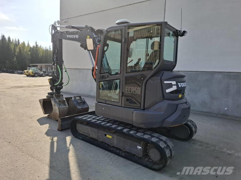 Volvo ECR 58 F 小型挖土機/掘鑿機<7t(小型挖掘機)