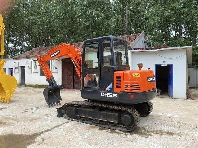 Doosan DH55 小型挖土機/掘鑿機<7t(小型挖掘機)