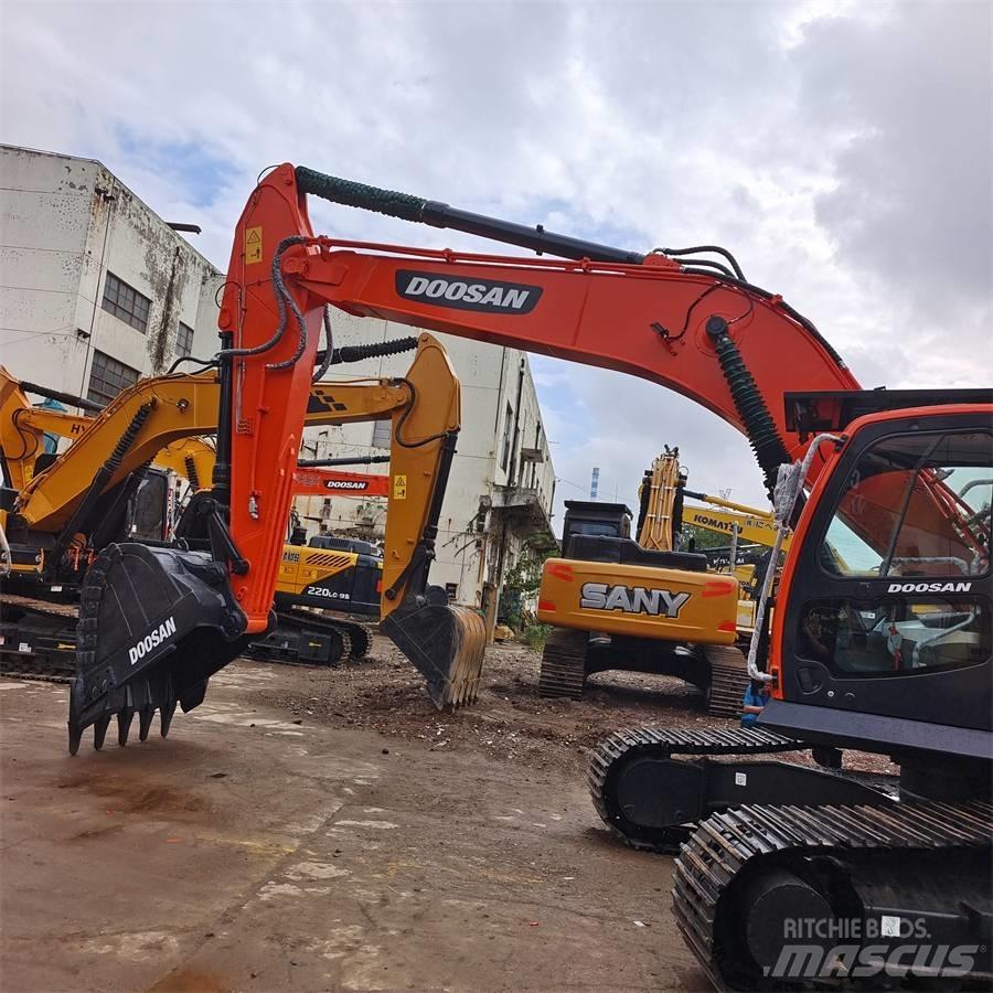 Doosan DX300 履帶式 挖土機/掘鑿機/挖掘機