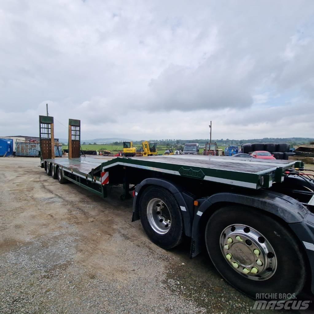 Nooteboom OSD-48-03 地架式半拖車