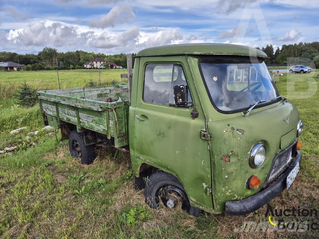  UAZ 452 皮卡.傳統半斗卡車/側卸板