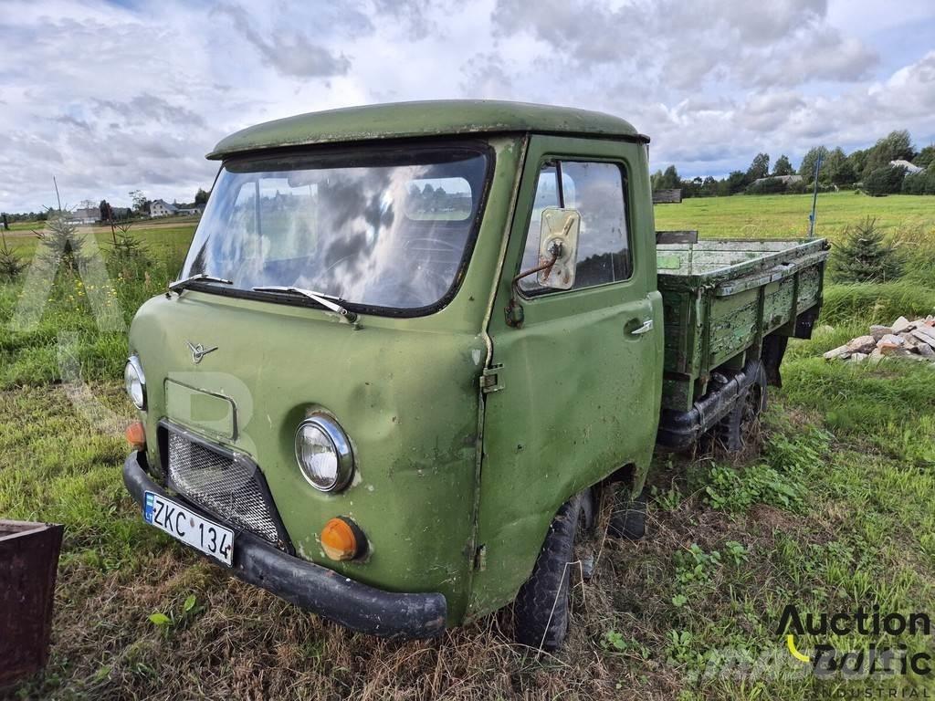  UAZ 452 皮卡.傳統半斗卡車/側卸板