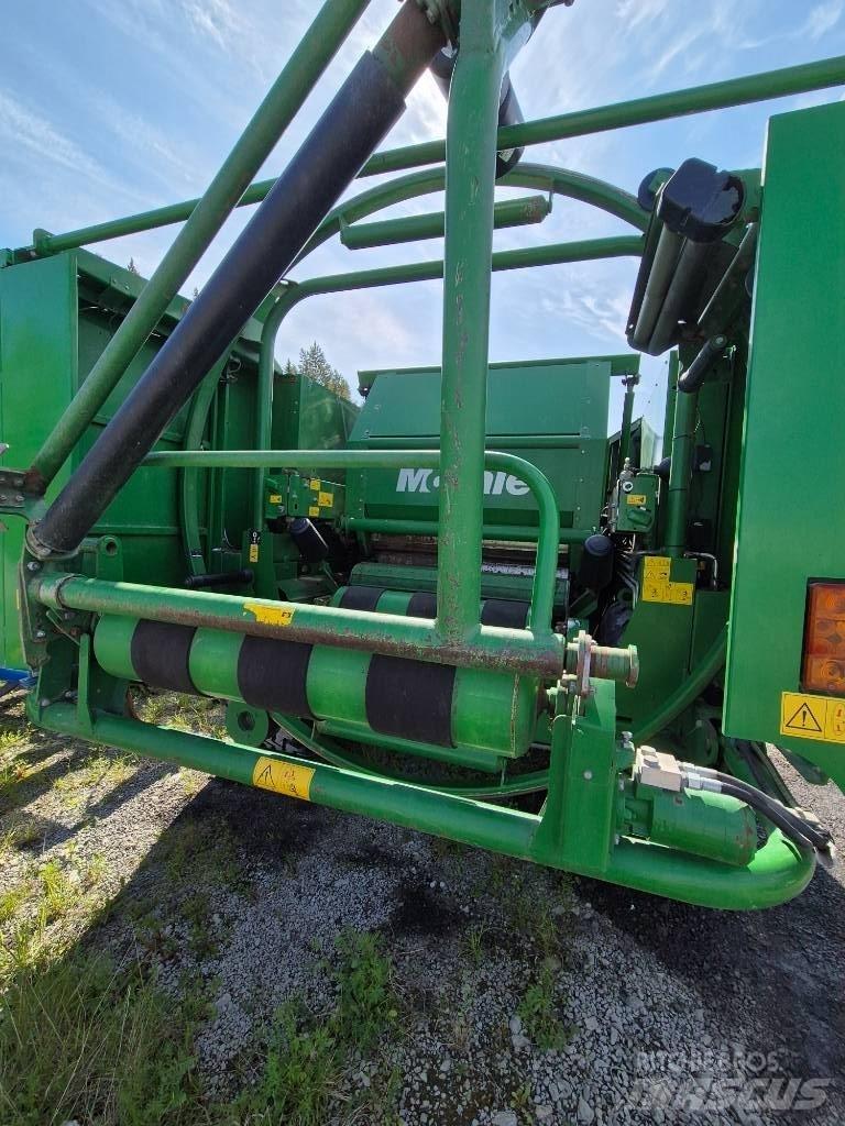 McHale Fusion 2 圓型牧草打包機