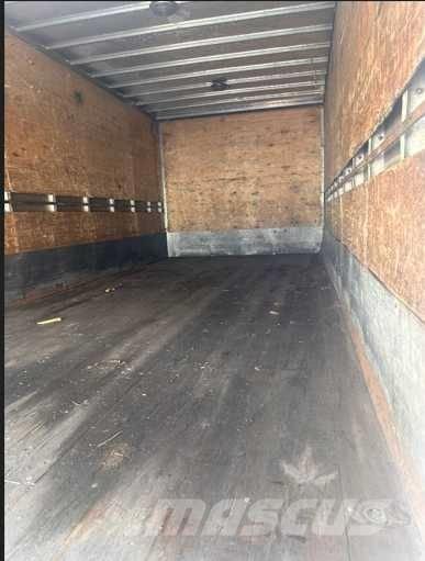 Hino 185 貨箱式卡車