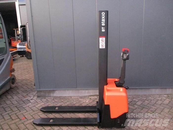 BT SP 10 行走控制式堆積機