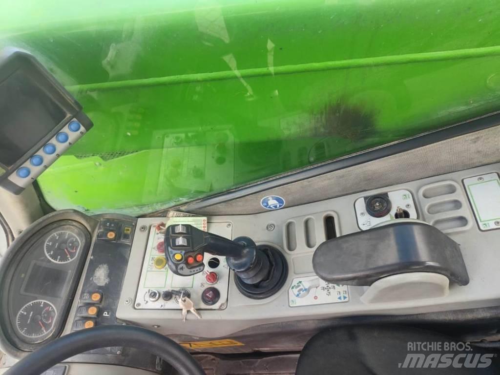Merlo P 40.7 農業用伸縮臂裝載機