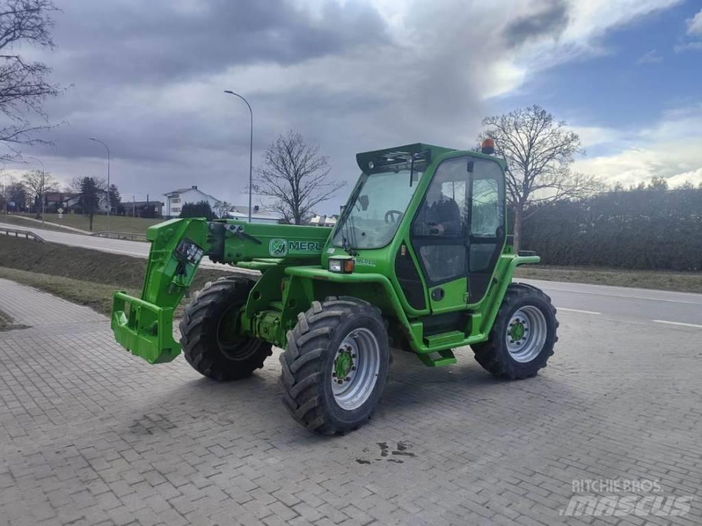 Merlo P 40.7 農業用伸縮臂裝載機