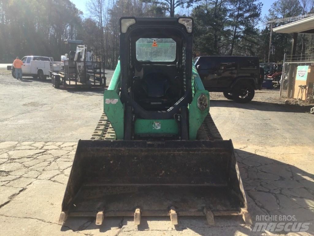 Bobcat T590 滑移轉向裝載機
