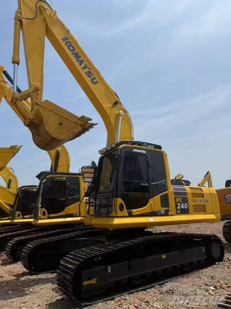Komatsu 240LC-8 履帶式 挖土機/掘鑿機/挖掘機