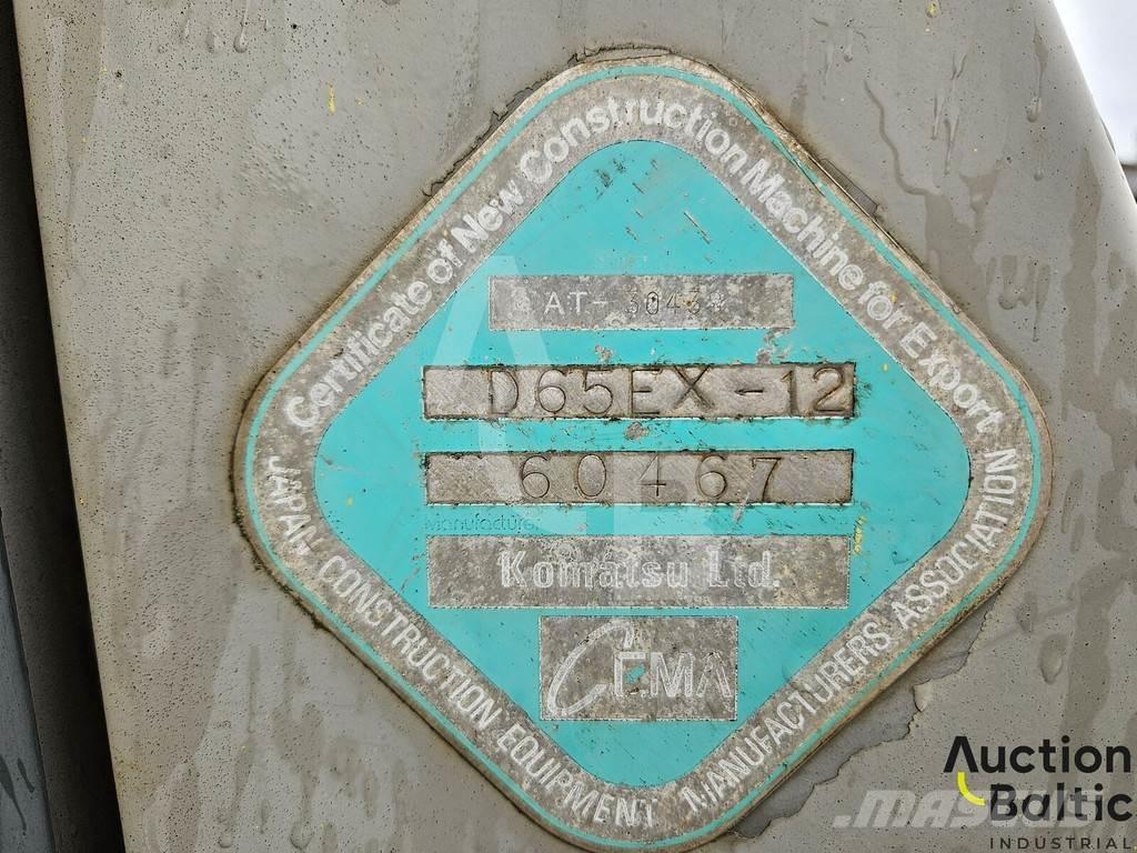 Komatsu D65EX-12 履帶推土機