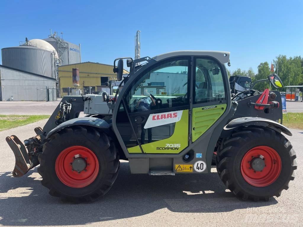 CLAAS 7035 伸縮臂操作車