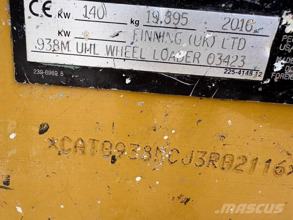 CAT 938 M 輪胎式裝載機