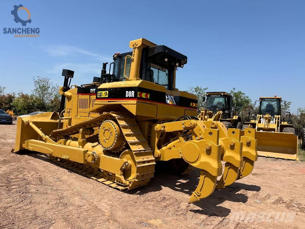 CAT D8R 履帶推土機