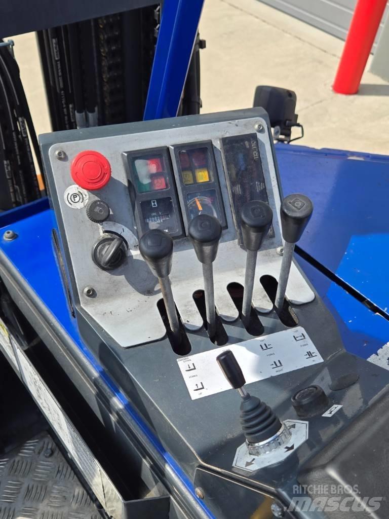 Combilift C 6000 前伸式堆高機(叉車)