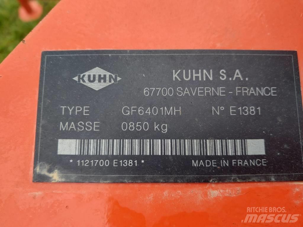 Kuhn GF 6401 M H 耙與翻草機