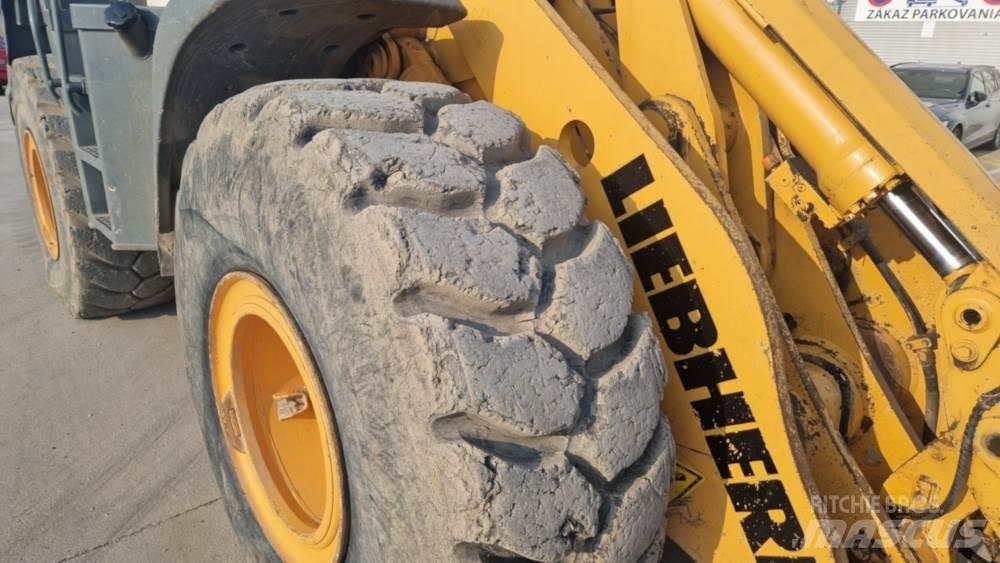 Liebherr 556 輪胎式裝載機