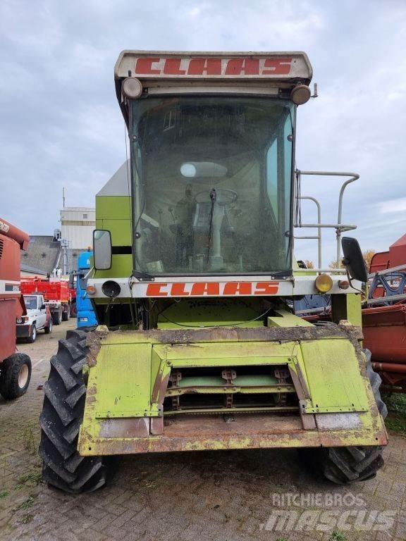 CLAAS 68s 聯合收穫機