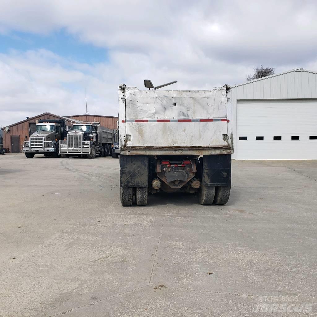 Ford L 9000 傾卸式卡車