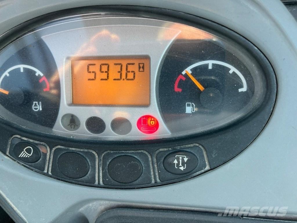 Doosan DX 19 小型挖土機/掘鑿機<7t(小型挖掘機)