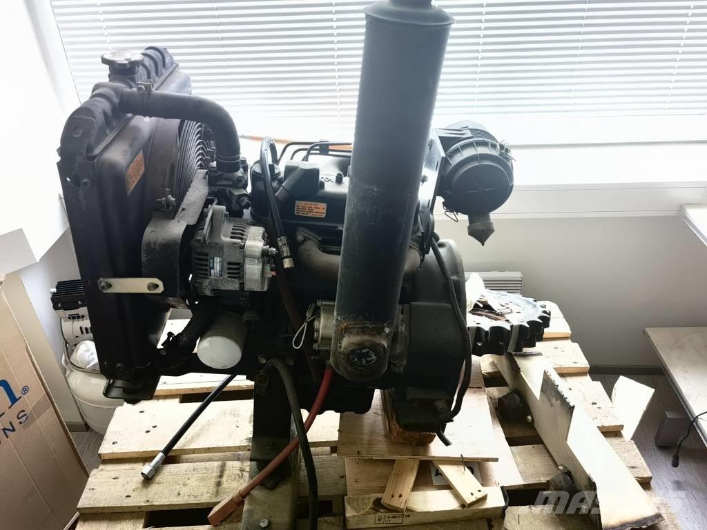 Kubota D905, D902 引擎/發動機