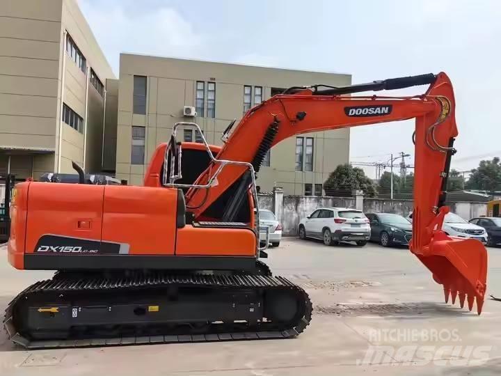 Doosan DX150 中型挖土機/掘鑿機/挖掘機 7t-12t