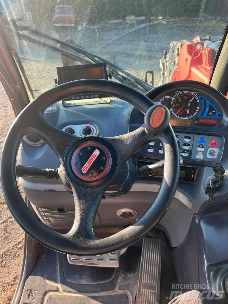 Manitou MT 1840 伸縮臂操作車