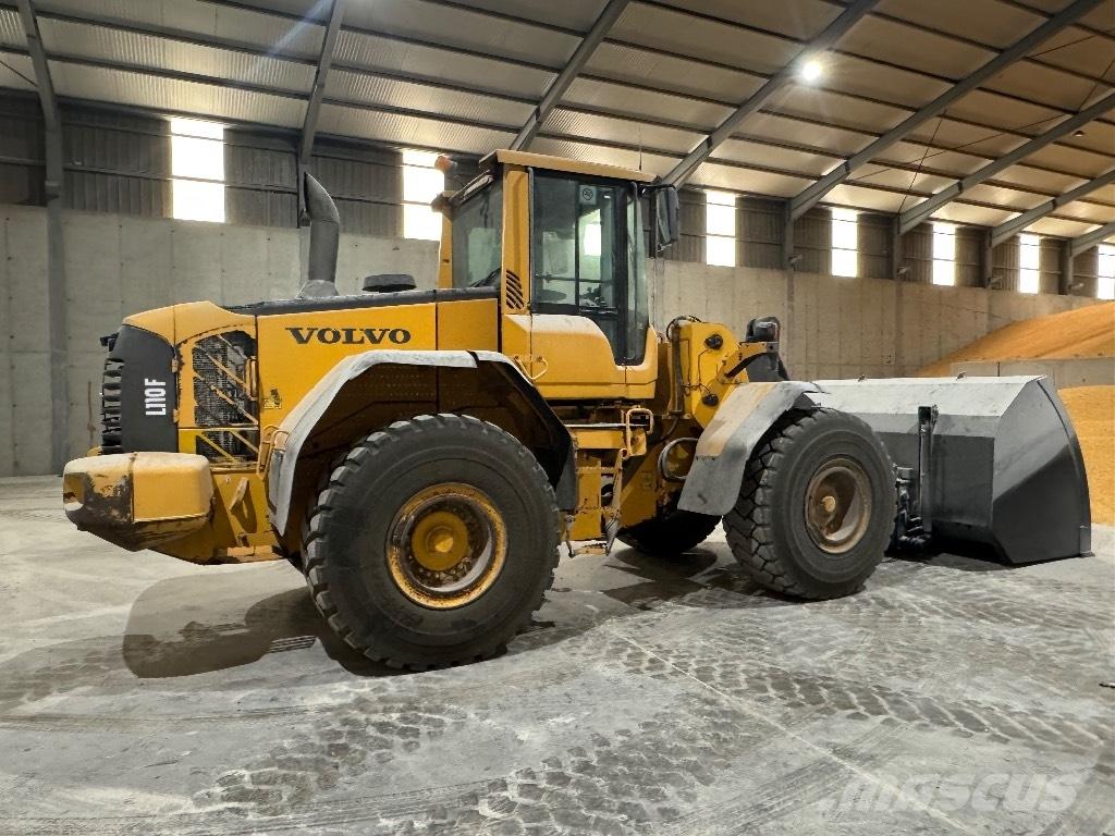 Volvo L110F 輪胎式裝載機