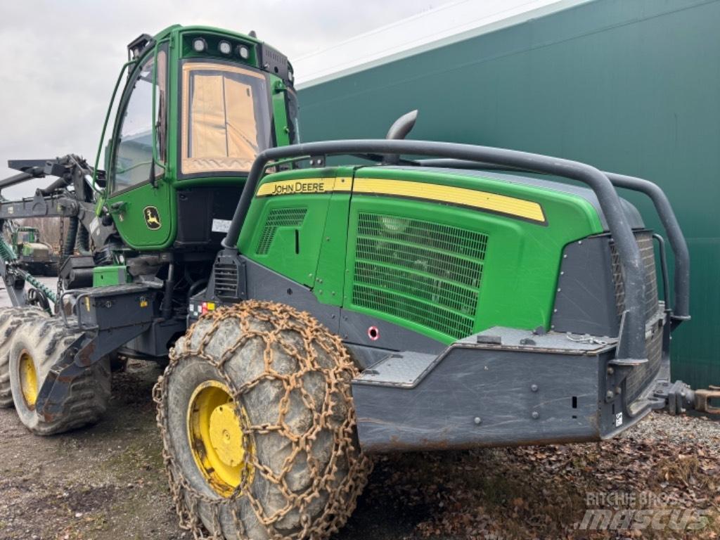John Deere 1070G 收穫機