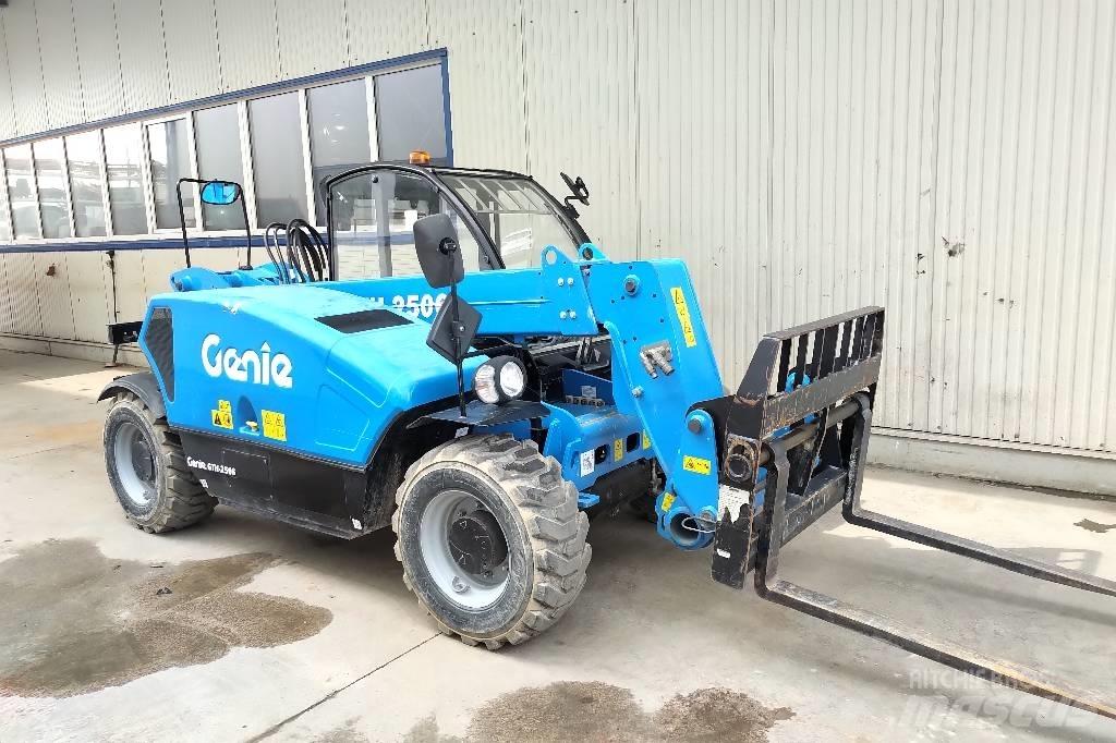 Genie GTH 2506 伸縮臂操作車