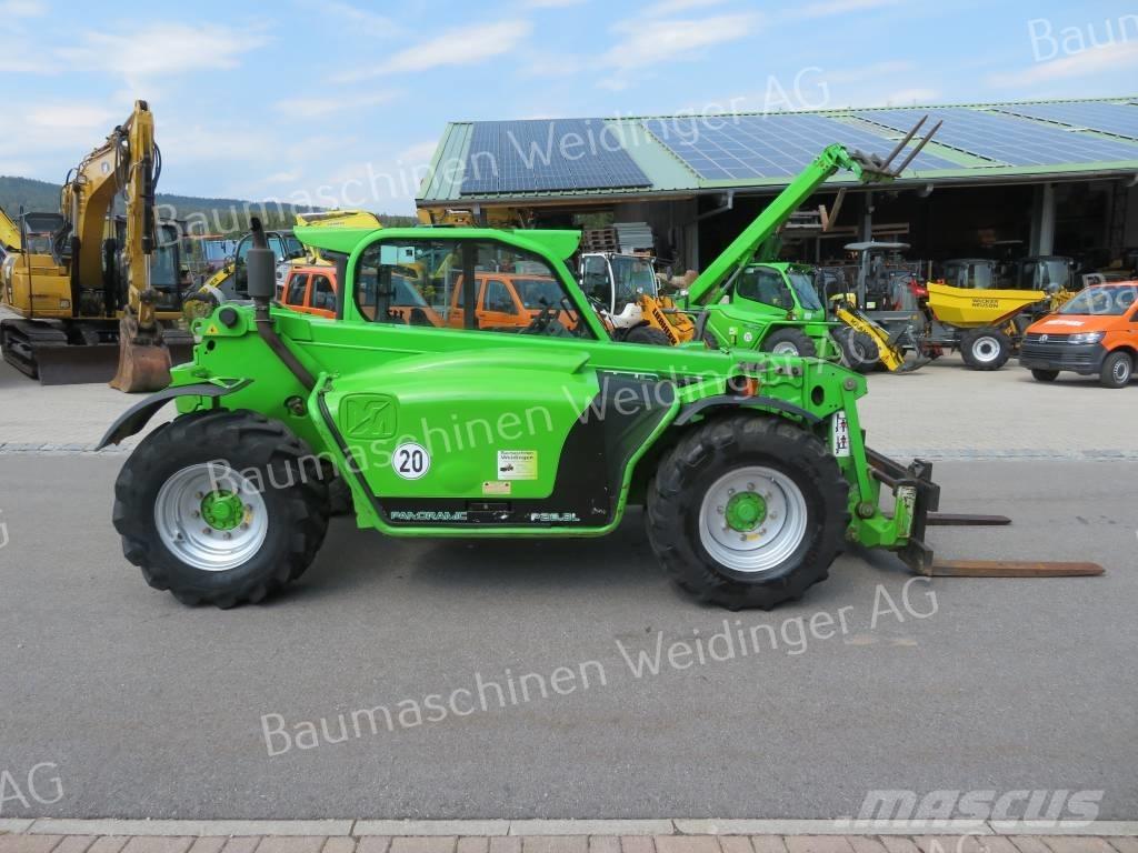 Merlo P 28.8 伸縮臂操作車