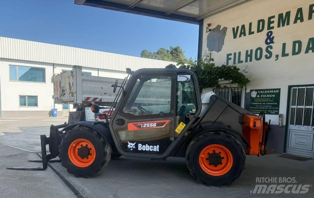 Bobcat T 2556, T2556 農業用伸縮臂裝載機