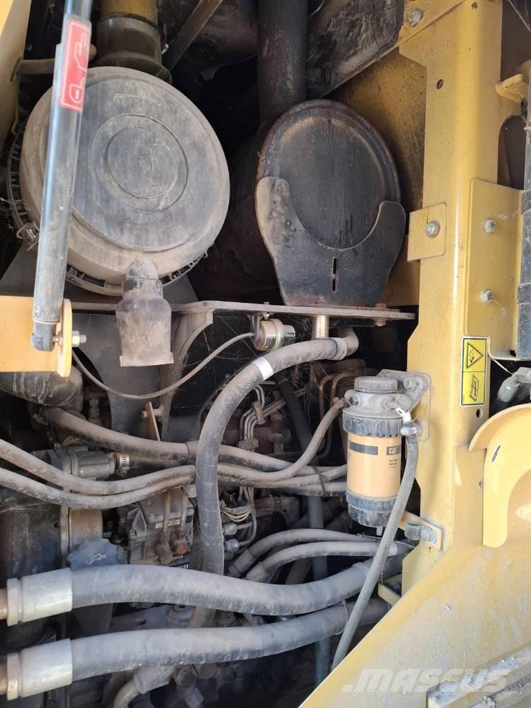 CAT 930 G 輪胎式裝載機