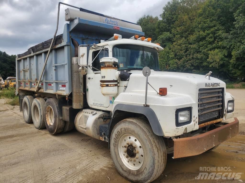 Mack RD688s 傾卸式卡車