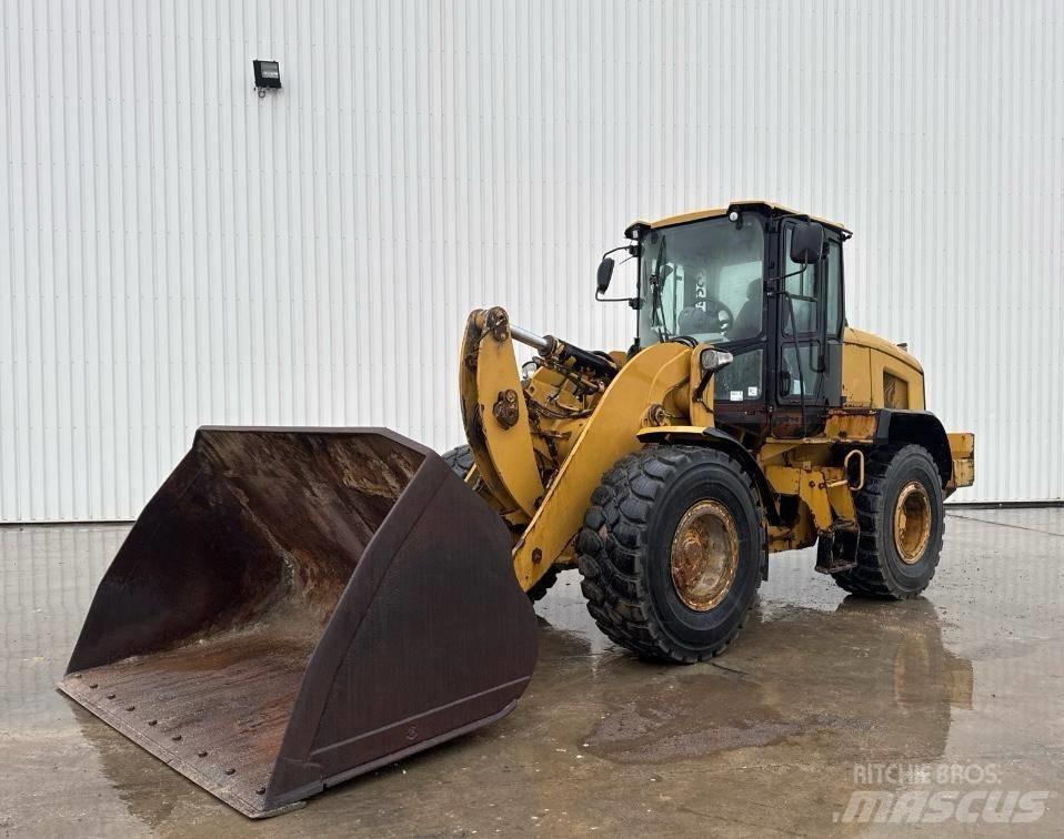 CAT 938 K 輪胎式裝載機