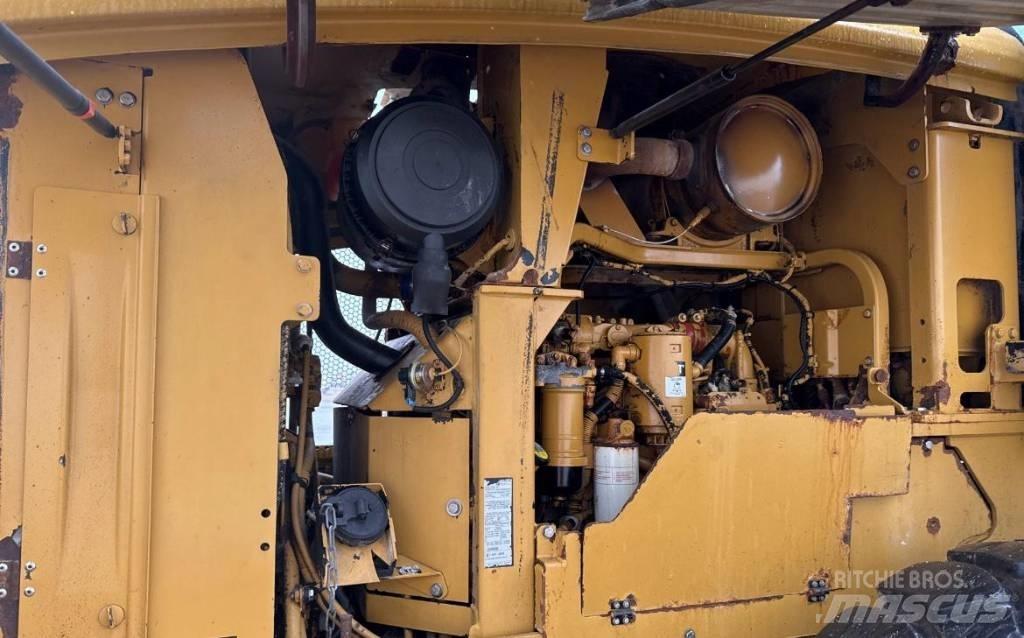 CAT 938 K 輪胎式裝載機
